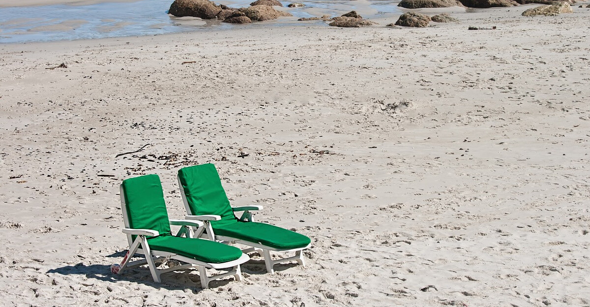 5 Must Haves You Totally Forget to Pack When Going On Vacation